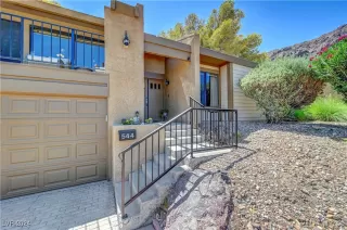 Photo #5: 2609508 Listing