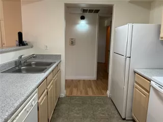 Photo #1: 2609511 Listing 