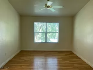 Photo #5: 2609511 Listing 