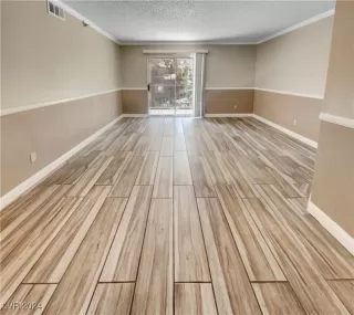 Photo #2: 2609516 Listing