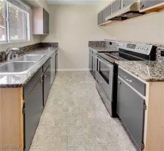 Photo #6: 2609516 Listing