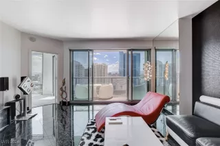 Photo #6: 2609527 Listing