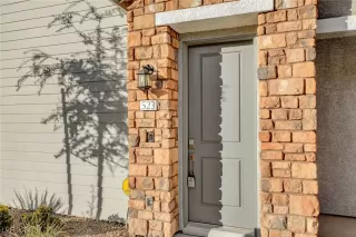 Photo #4: 2609589 Listing 