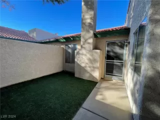 Photo #3: 2609675 Listing 