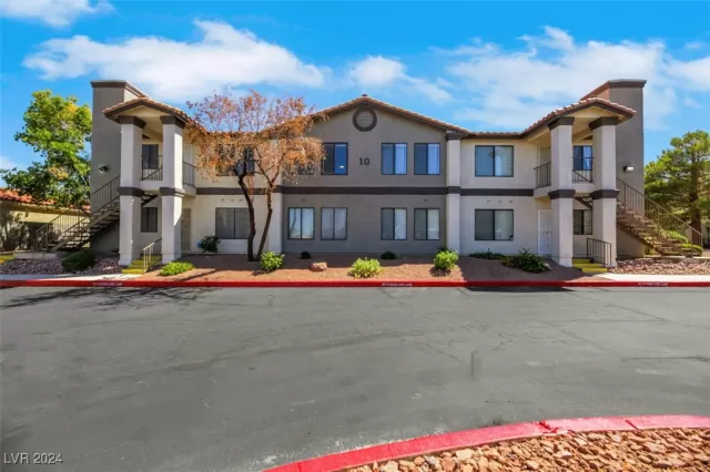 MLS: 2609684 Condo For Sale