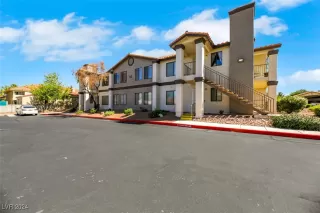 Photo #1: 2609684 Listing 