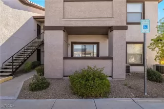 Photo #1: 2609759 Listing