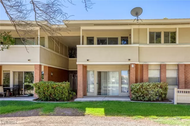 MLS: 2609778 Condo For Sale