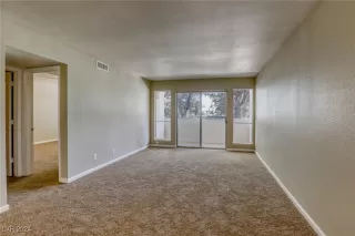 Photo #5: 2609778 Listing 