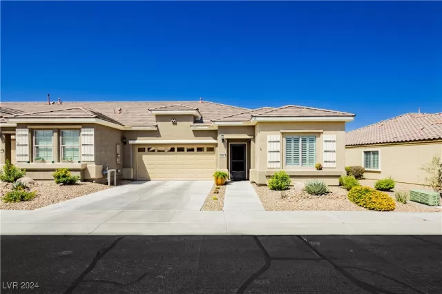 MLS: 2609795 Condo For Sale