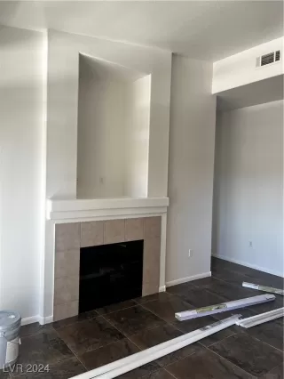 Photo #3: 2609801 Listing 