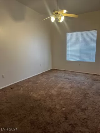 Photo #4: 2609801 Listing 