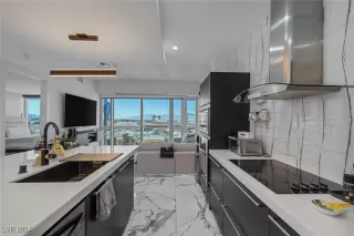 Photo #5: 2609812 Listing 