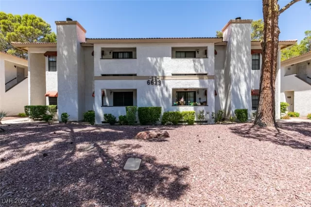 MLS: 2609824 Condo For Sale