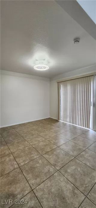 Photo #4: 2609841 Listing 