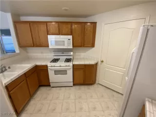 Photo #6: 2609849 Listing 