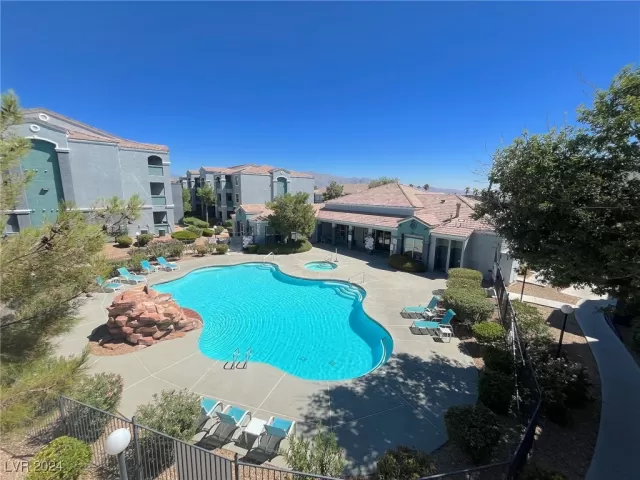 MLS: 2609863 Condo For Sale