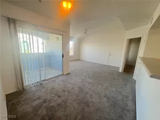 Photo #3: 2609863 Listing 