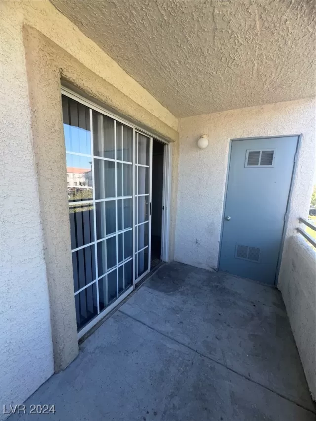 MLS: 2609885 Condo For Sale