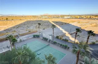 Photo #1: 2609901 Listing 