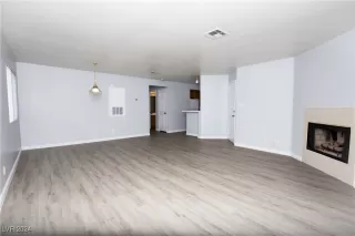 Photo #2: 2609923 Listing 