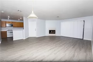 Photo #3: 2609923 Listing 