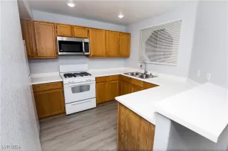 Photo #6: 2609923 Listing 