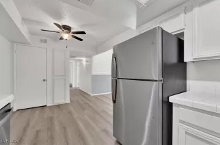 Photo #3: 2609937 Listing