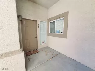 Photo #1: 2609952 Listing