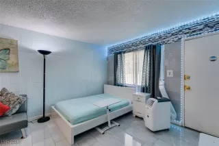 Photo #2: 2609958 Listing 