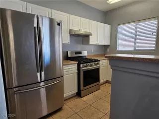 Photo #1: 2609967 Listing 