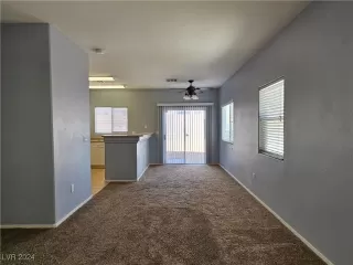 Photo #6: 2609967 Listing 