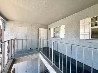 Photo #1: 2610009 Listing 