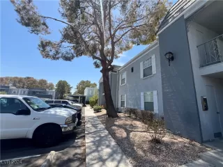 Photo #2: 2610009 Listing 