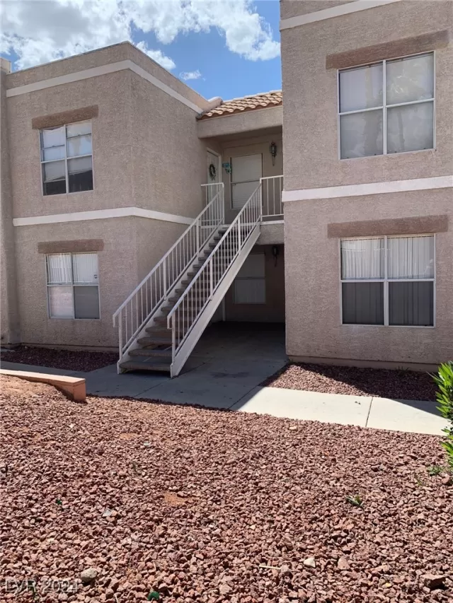 MLS: 2610056 Condo For Sale