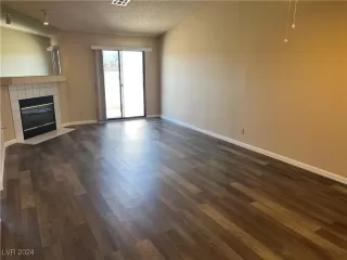 Photo #6: 2610062 Listing 