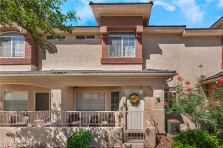 Photo #1: 2610117 Listing