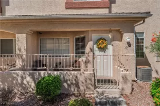 Photo #2: 2610117 Listing