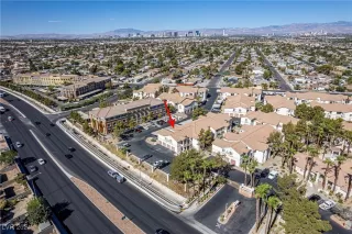 Photo #3: 2610139 Listing