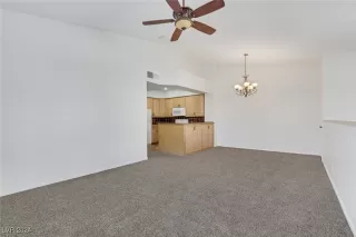 Photo #6: 2610240 Listing 