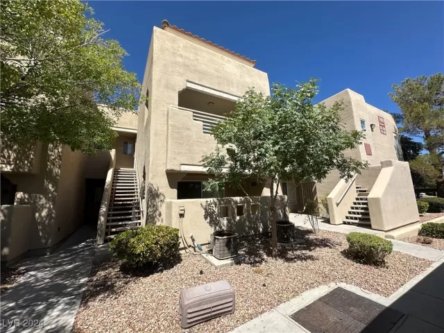 MLS: 2610248 Condo For Sale