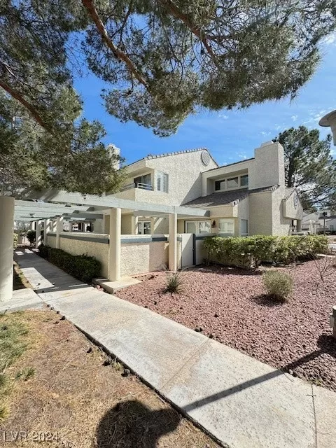 MLS: 2610297 Condo For Sale