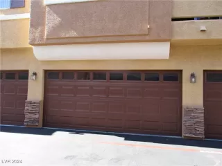 Photo #1: 2610309 Listing 