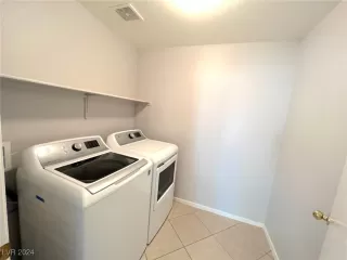 Photo #3: 2610323 Listing 