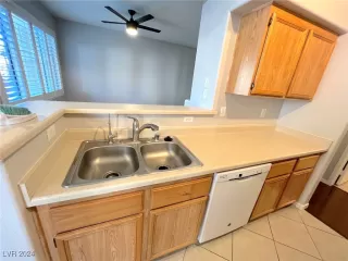 Photo #6: 2610323 Listing 