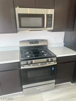 Photo #2: 2610329 Listing 