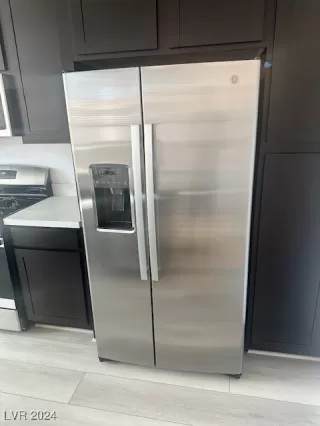 Photo #3: 2610329 Listing 