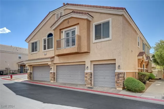 MLS: 2610341 Condo For Sale