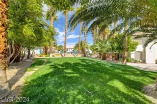 Photo #4: 2610375 Listing 