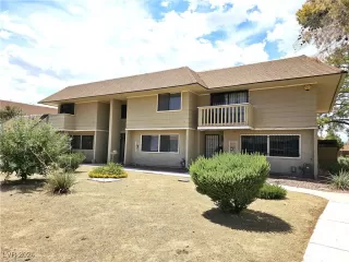 Photo #1: 2610386 Listing 